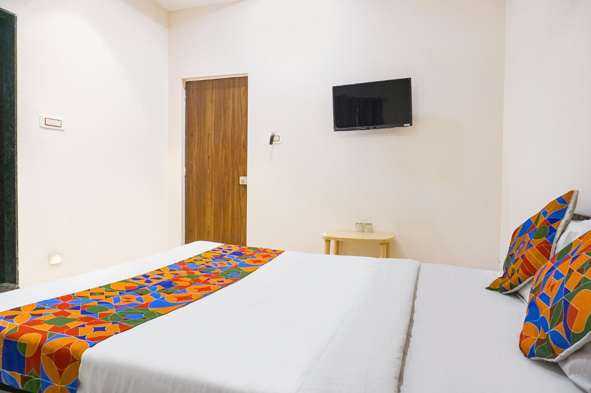 Fabhotel Rachana Residency - Nr Shivaji Nagar Metro Station Пуна Экстерьер фото