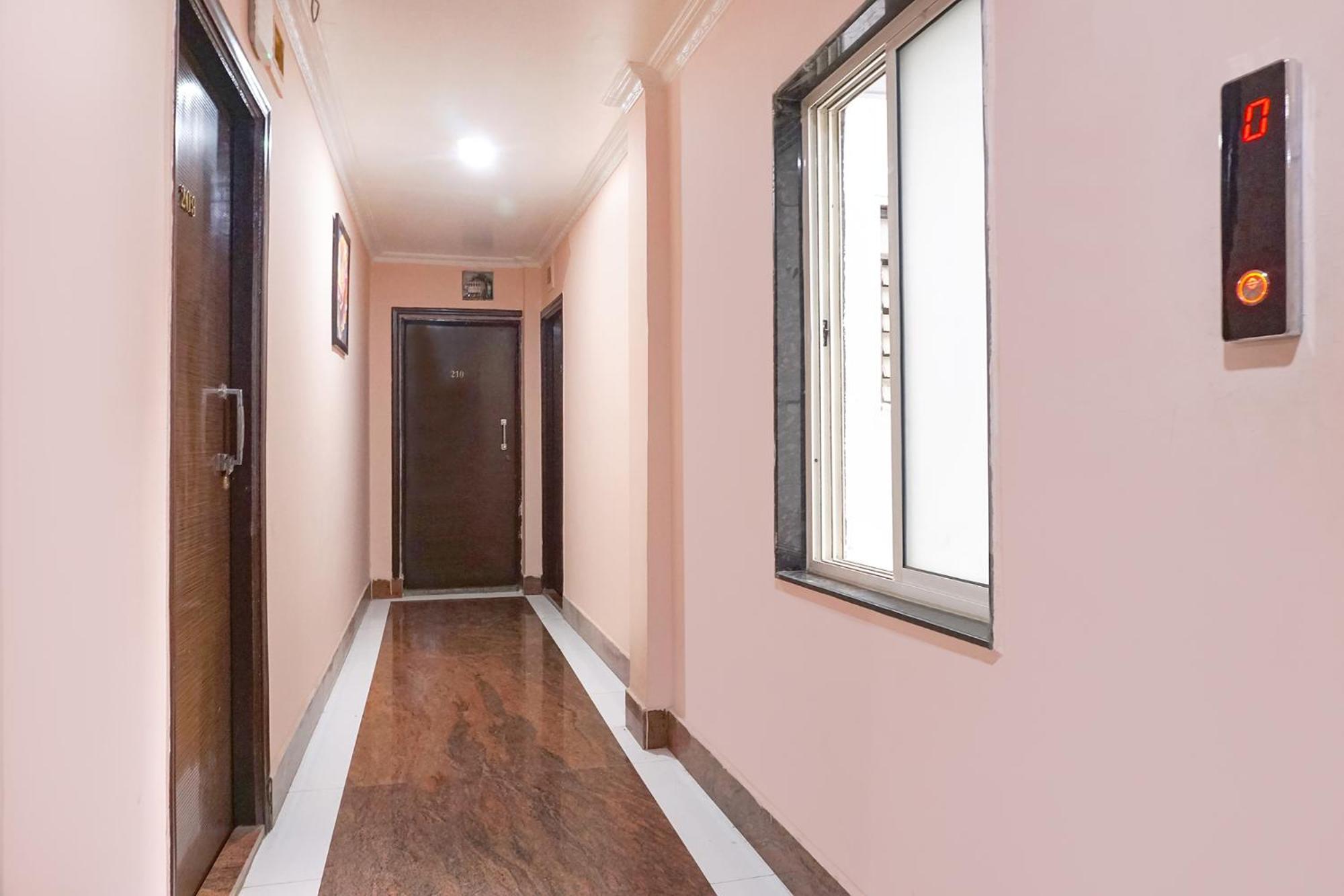Fabhotel Rachana Residency - Nr Shivaji Nagar Metro Station Пуна Экстерьер фото